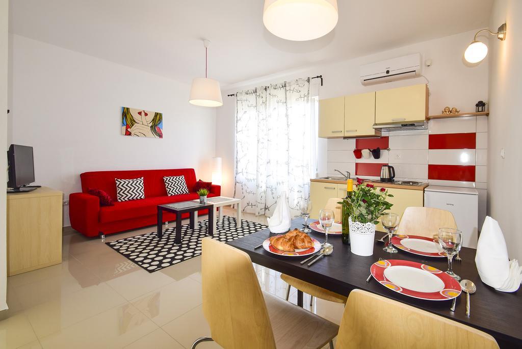 Amadrian Apartments Sibenik Exterior photo