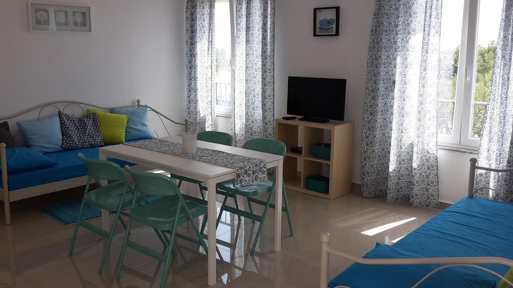 Amadrian Apartments Sibenik Exterior photo