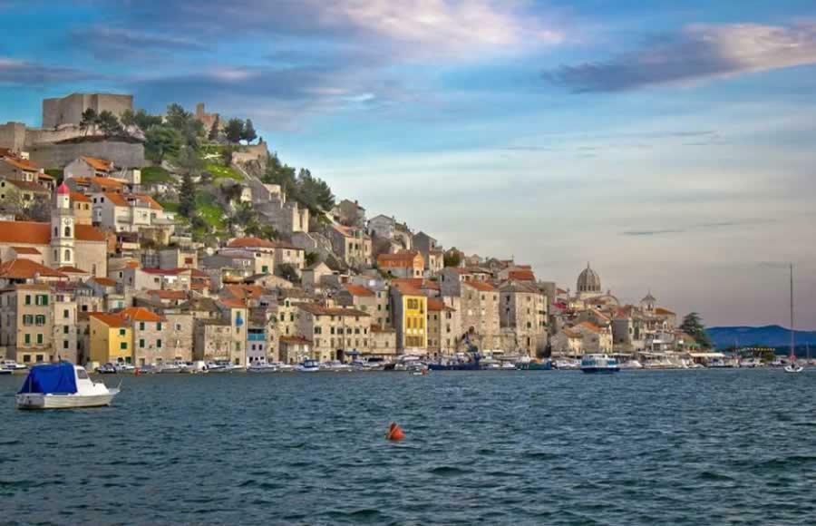 Amadrian Apartments Sibenik Exterior photo